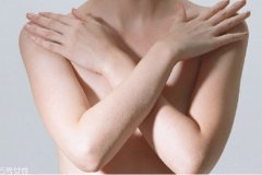 哺乳期乳房刺痛怎么回事 哺乳期乳房针扎的疼