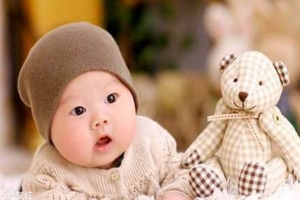 婴儿胎毛不剃可以吗 新生儿胎毛什么时候脱落