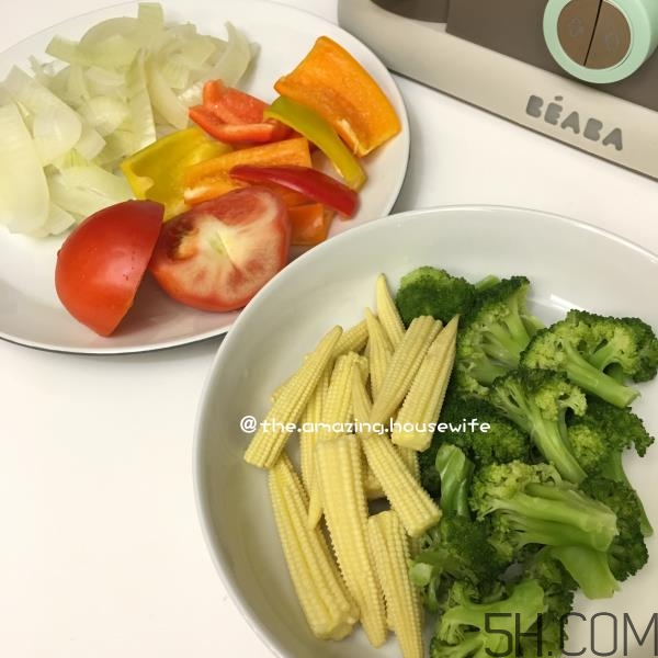 关于宝宝吃辅食的疑难问题，答案在这里