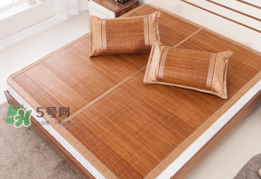 三伏天坐月子可以睡凉席吗？夏天坐月子可以睡凉席吗？