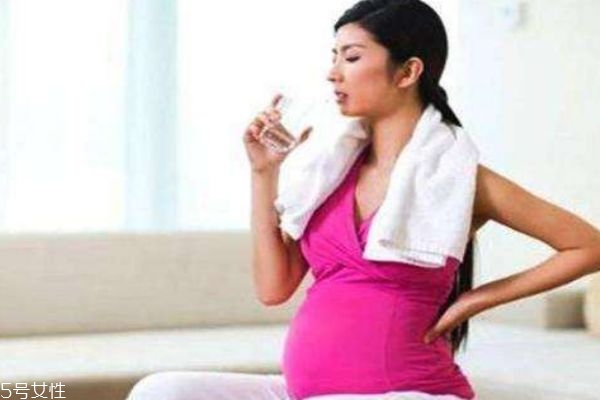 孕妇羊水少怎么补最快 教你3招迅速补充羊水