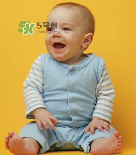 6个月宝宝不能喝水吗？宝宝多大可以喝水呢？