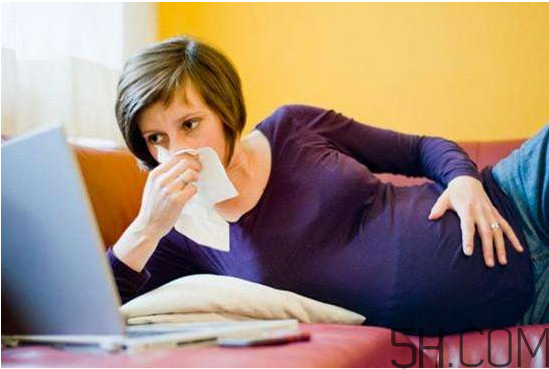怀孕期间防止感冒的方法有哪些？孕妇感冒按摩治疗法