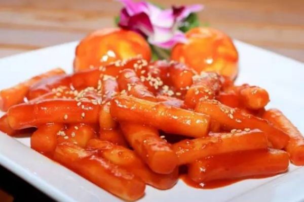 炒年糕怎么做好吃 炒年糕的简单做法