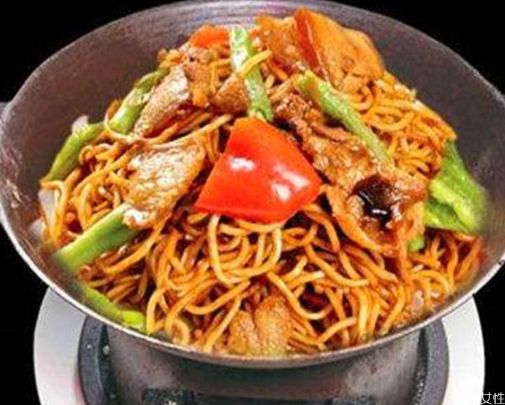 焖面是哪里的特色 铁锅焖面的家常做法
