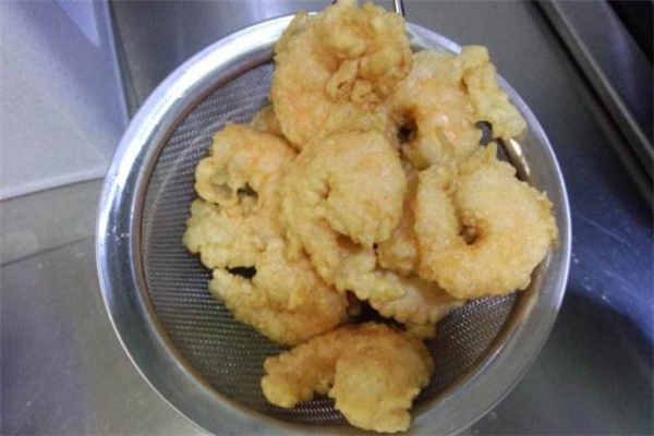 炸虾仁的热量 炸虾仁吃了会胖吗