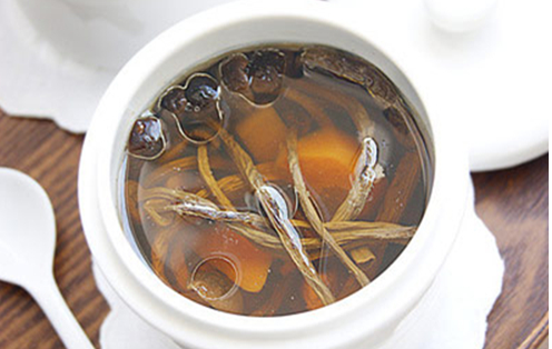 茶树菇炖排骨怎么做 茶树菇炖排骨的方法
