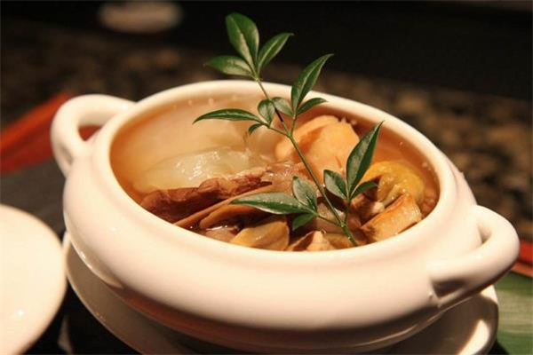 响螺花胶汤的做法 响螺花胶汤要炖多久
