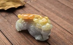 貔貅什么生肖人不能戴(属虎千万不能带个貔貅 )