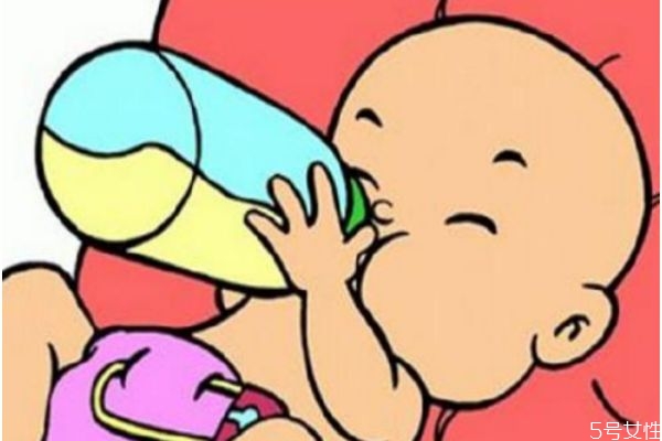 婴儿躺着喝奶粉好吗 婴儿应该怎么喝奶粉