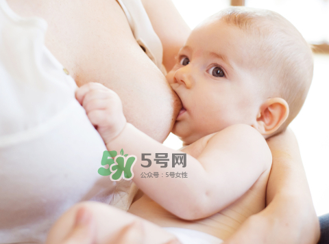 三伏天坐月子可以出门吗？坐月子多久可以出门？