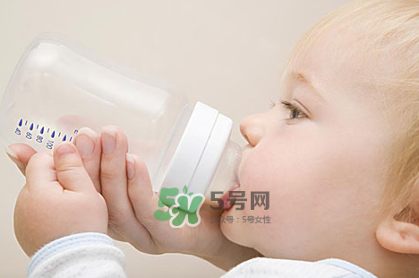 宝宝脱水怎么补水？宝宝脱水怎么办？