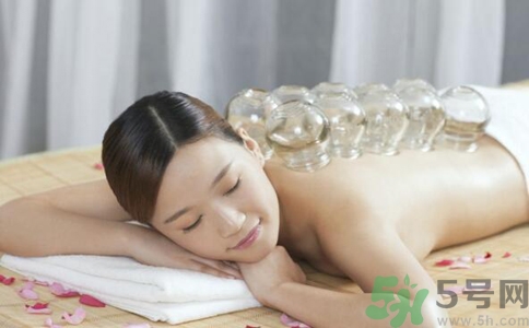 拔火罐后可以洗澡吗?拔火罐后能洗澡吗?