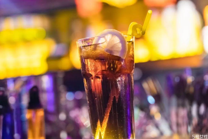可乐桶怎么调 可乐桶helens配方