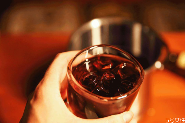 可乐桶怎么调 可乐桶helens配方