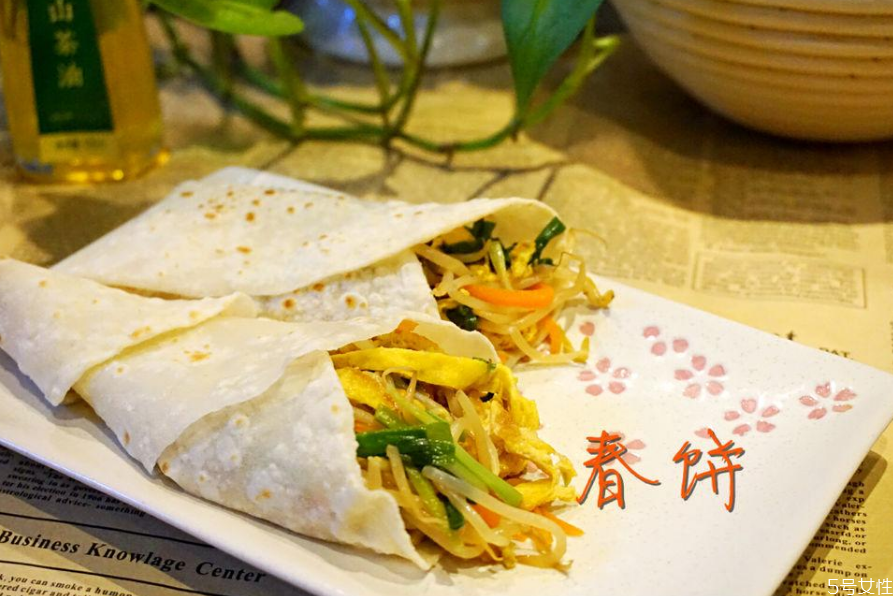 春饼要用开水烫面吗 做春饼怎么样和面