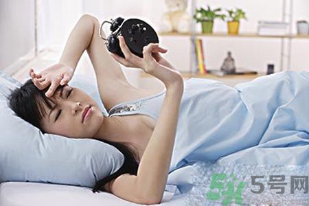 月经推迟怎么办？月经推迟是什么原因？
