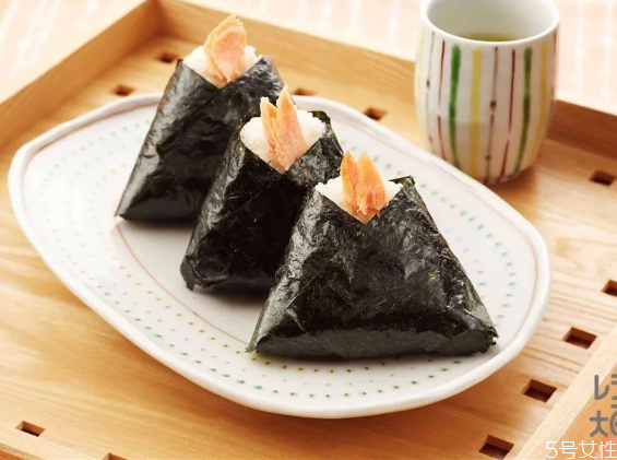 日本的饭团有味道吗 日式饭团有哪些种类