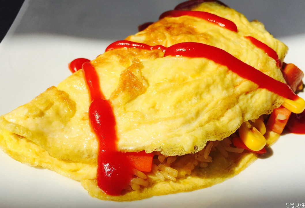 蛋包饭热量高吗 减肥期间可以吃蛋包饭吗