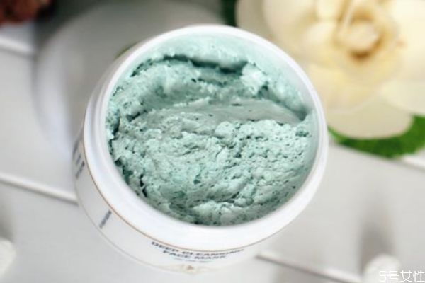 敷清洁面膜要避开痘痘吗 清完痘痘可以敷清洁面膜吗