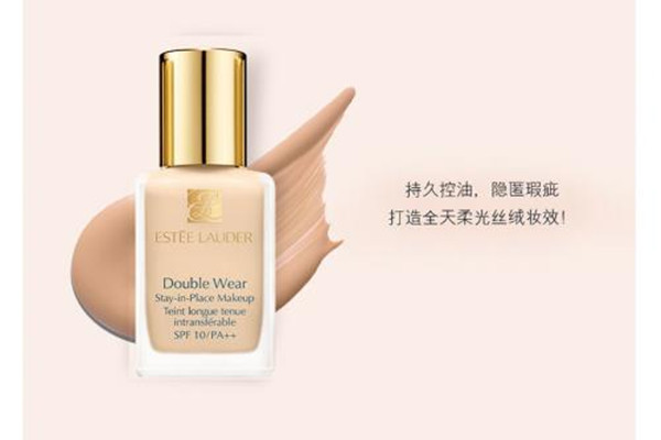 怎样防止粉底液堵塞毛孔 防止粉底液堵塞毛孔的方法