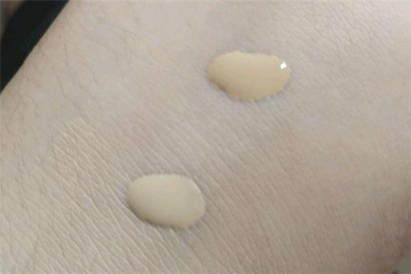 花西子粉底液好用吗 花西子粉底液测评