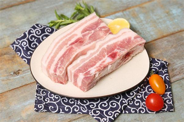 带皮五花肉怎么做好吃 带皮五花肉怎么处理