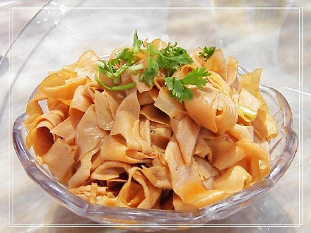 凉拌油豆皮怎么做 凉拌油豆皮的做法 