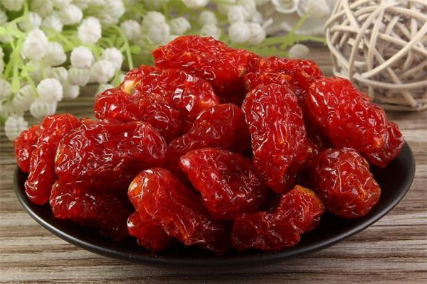 蜜饯和果脯的区别 蜜饯是怎么做出来的