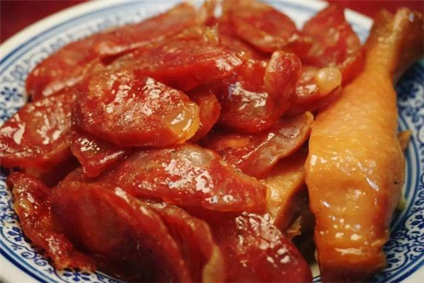 蒸腊鸡腿要放什么 蒸腊鸡腿可以经常吃吗