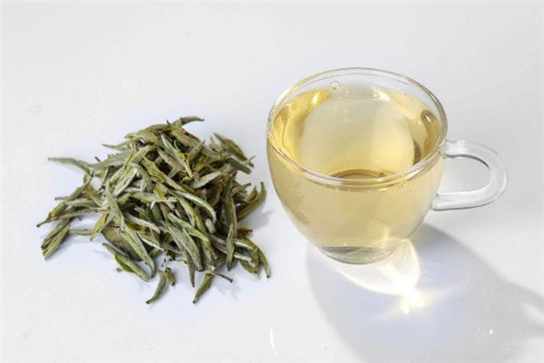 白茶是哪里产的 白茶适合什么时候喝