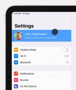 iPhone手机连接蓝牙之后屏幕上出现黑色圆圈如何取消?